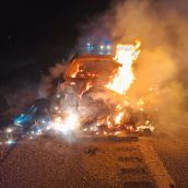 Calcinado un coche mientras circulaba la A-231 a la altura de Sahagún