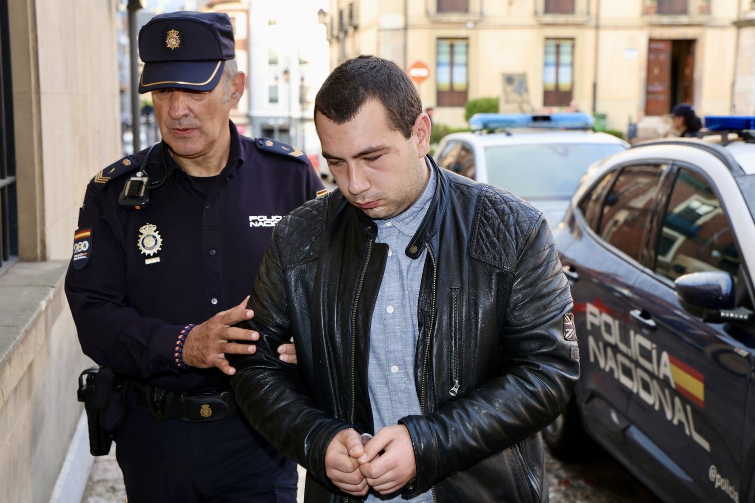 Primera sesión del juicio contra A.R.T.S., acusado de los delitos de asesinato y amenazas en el ámbito familiar por presuntamente haber matado a su madre durante la navidad de 2022 | Campillo / ICAL