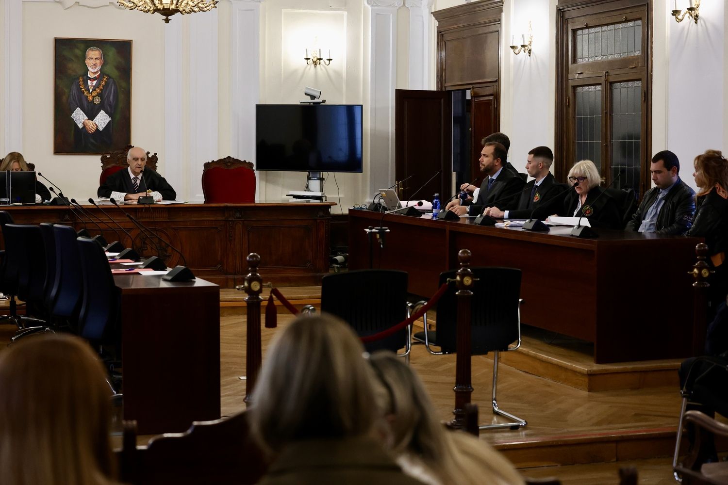 Primera sesión del juicio contra A.R.T.S., acusado de los delitos de asesinato y amenazas en el ámbito familiar por presuntamente haber matado a su madre durante la navidad de 2022 | Campillo / ICAL