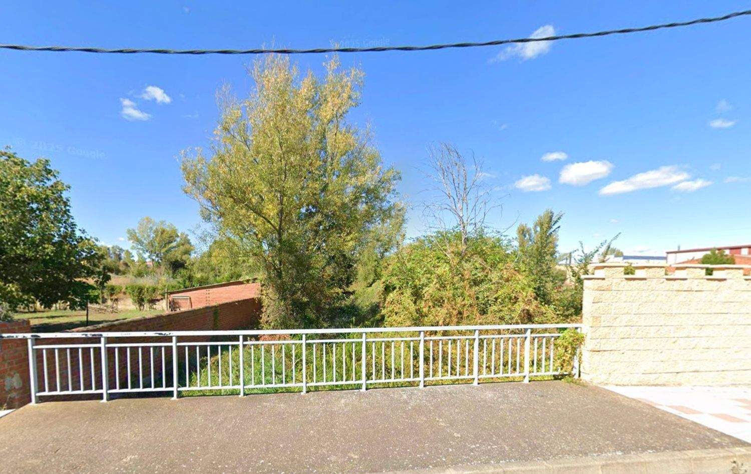 ENTORNO PRESA BERNESGA ARMUNIA