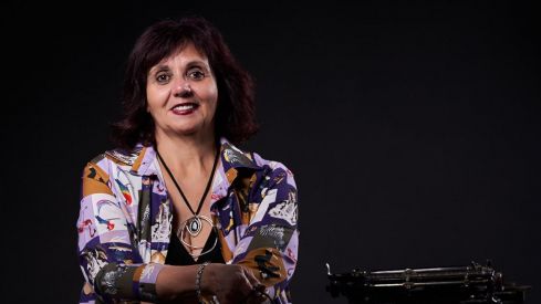 Macu García presenta en Cistierna (León) la novela ‘La lectora’