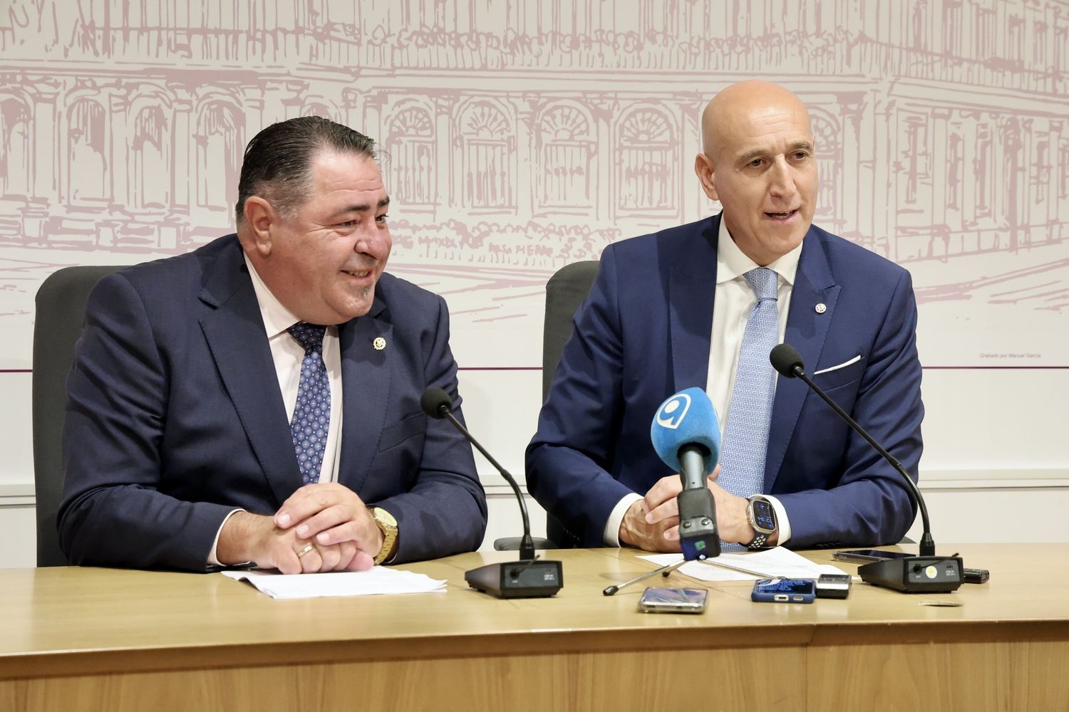 Presentación de una actividad de la Cofradía de Nuestra Señora de las Angustias y Soledad de León | Campillo / ICAL