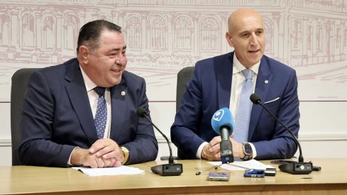 Presentación de una actividad de la Cofradía de Nuestra Señora de las Angustias y Soledad de León | Campillo / ICAL