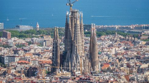 El Museo Casa Botines otorga el III Premio León de Plata a la Sagrada Familia