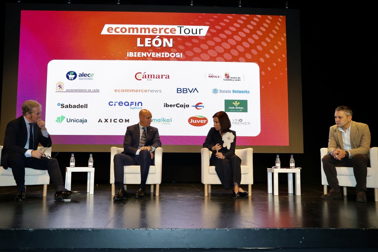 El comercio electrónico de León factura más de 500 millones de euros y genera 500 empleos directos y 1.000 indirectos | Campillo / ICAL El comercio electrónico de León factura más de 500 millones de euros y genera 500 empleos directos y 1.000 indirectos | Campillo / ICAL