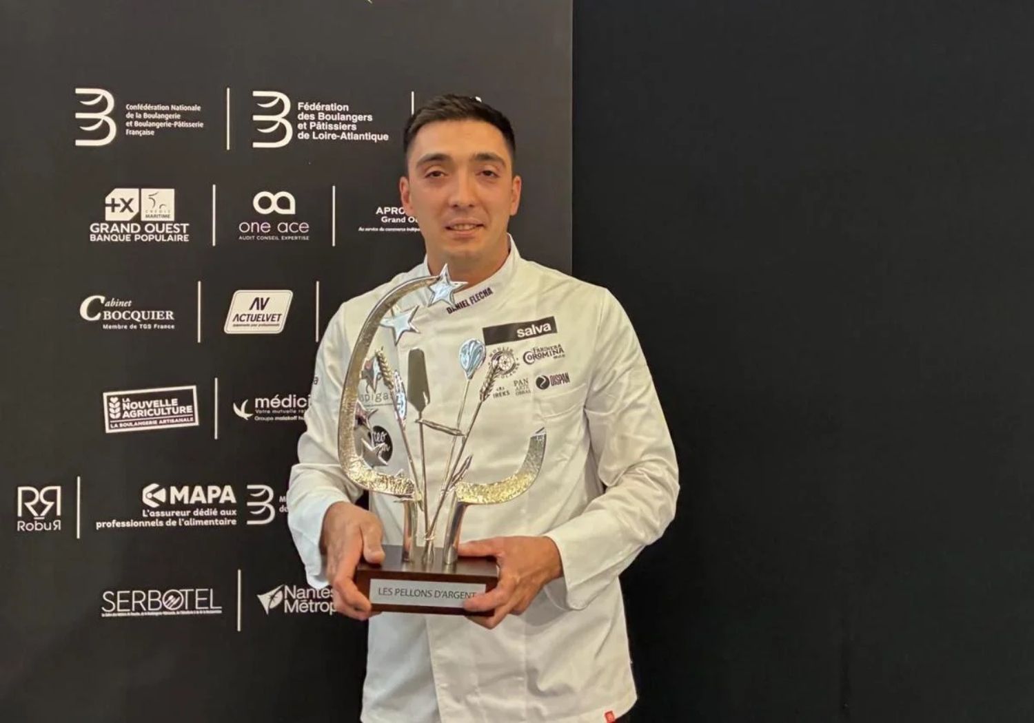 El leonés Daniel Flecha sube al podio europeo con la Selección Española de Panadería El leonés Daniel Flecha sube al podio europeo con la Selección Española de Panadería