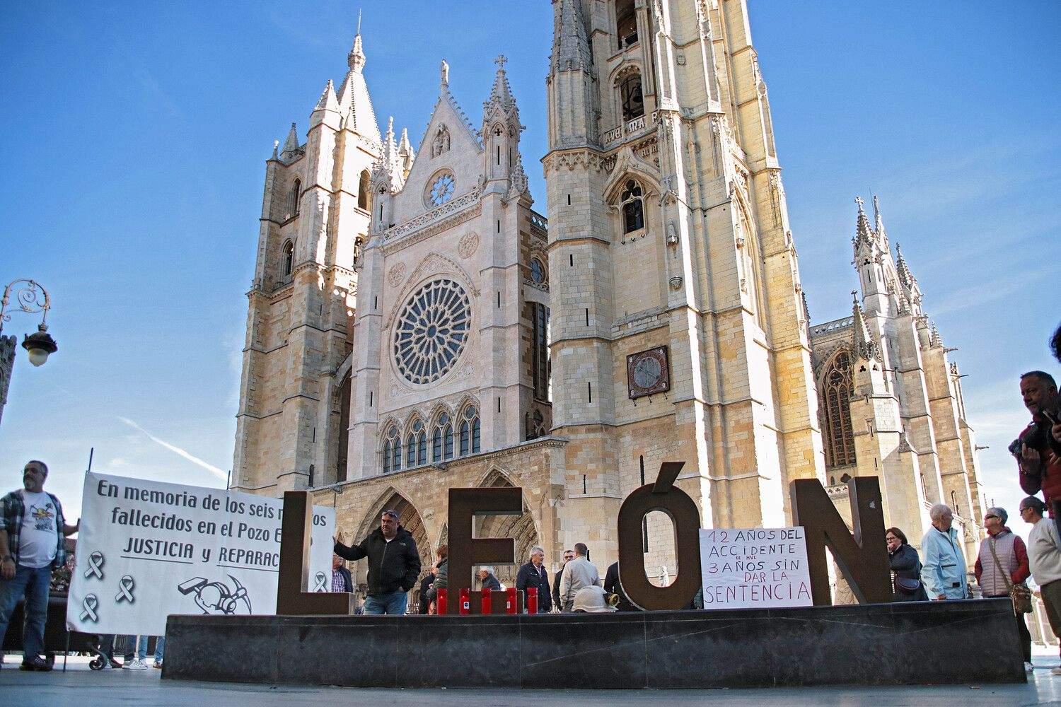 Aniversario de la muerte de seis mineros de la Hullera Vasco Leonesa | Peio García / ICAL