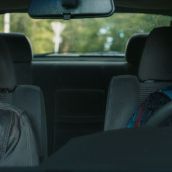 Ariadna Gil y Susana Abaitua en 'Un fantasma en la batalla'