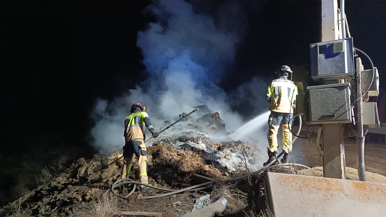 Incendio en el polígono de Riaño