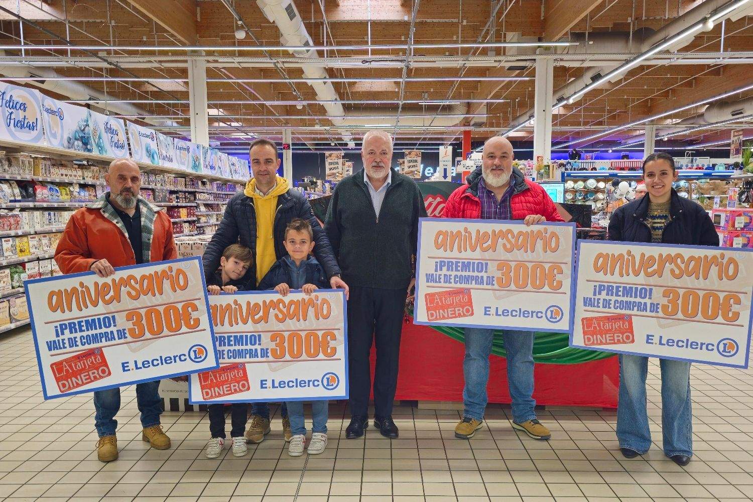 E. Leclerc León reparte más de 28.000 euros en premios durante su campaña del 'Megames'