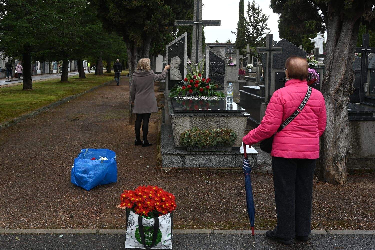Cementerio de León durante el Día de Todos los Santos