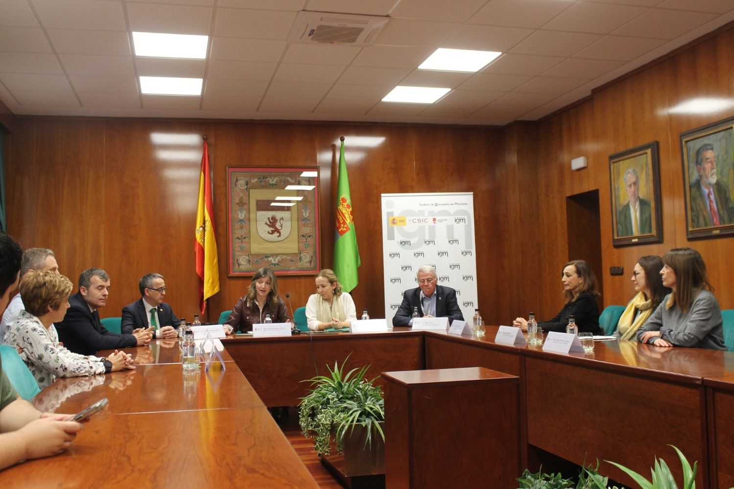  Firma del convenio entre la ULE y CSIC para el Instituto de Ganadería de Montaña