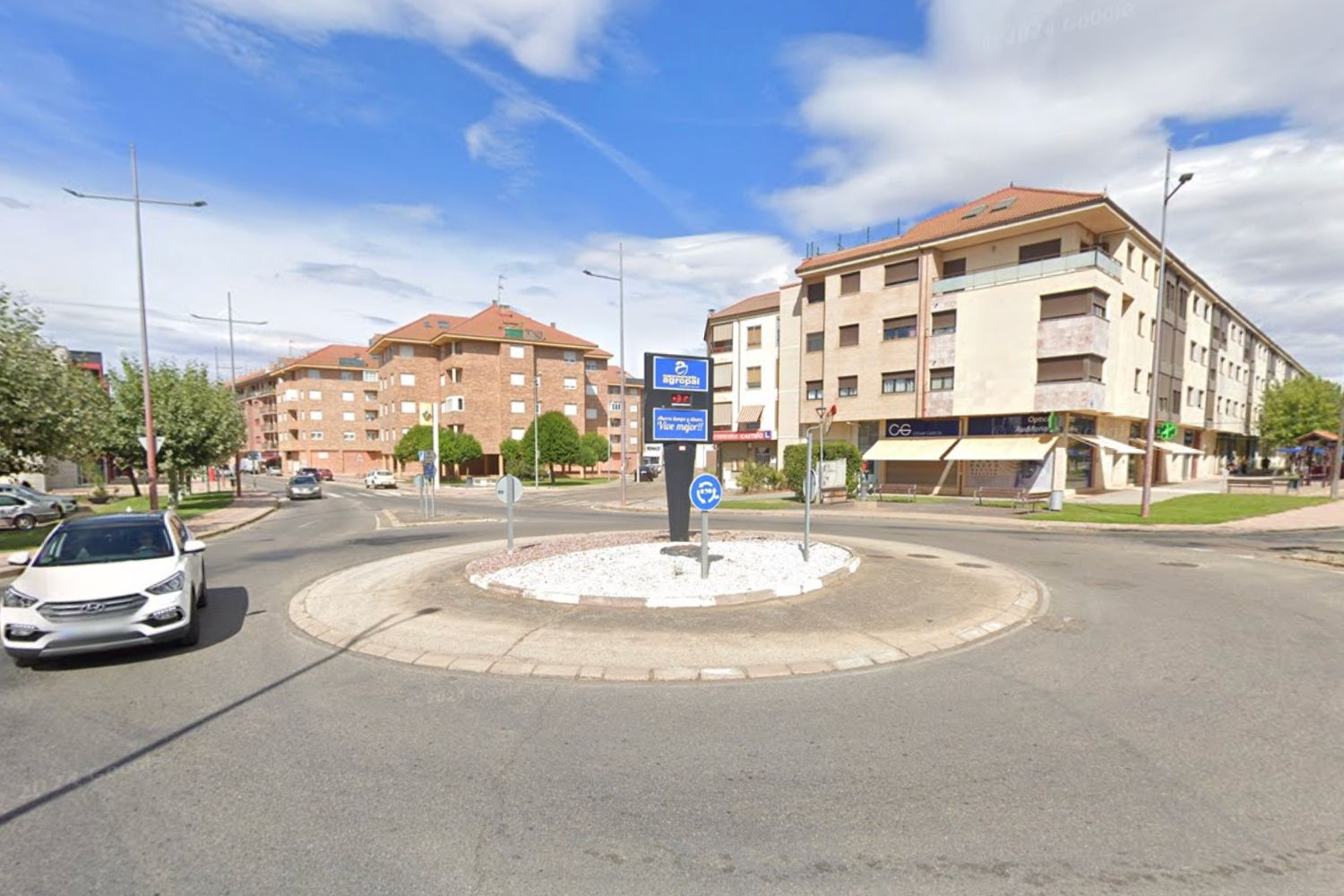 Una de las dos rotondas que se remodelará