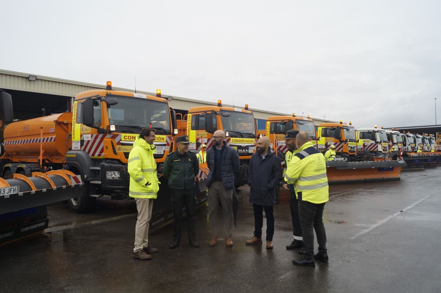 El Gobierno destina un centenar de máquinas para la campaña invernal en la provincia de León
