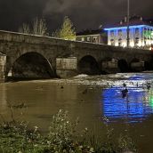 La borrasca Claudia amenaza con desbordar el río Torío en León