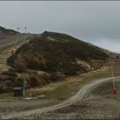 La Estación de Laciana-Leitariegos acelera su modernización a dos semanas del inicio de la temporada de esquí