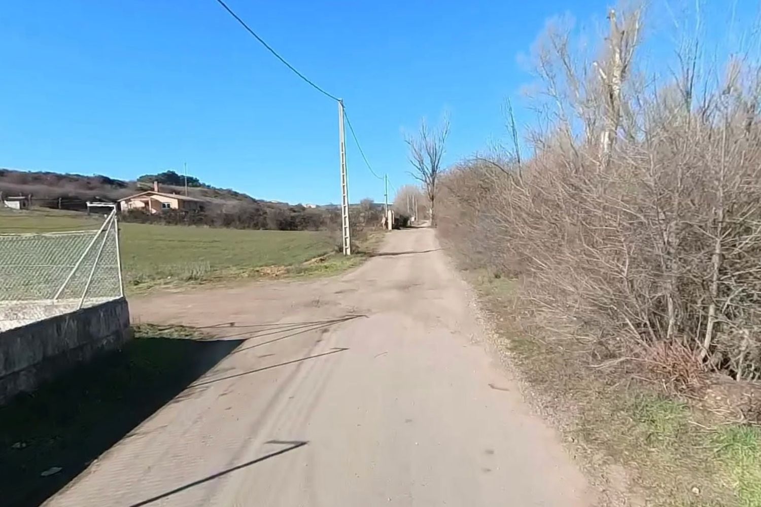 Calle Blas Otero de Navatejera