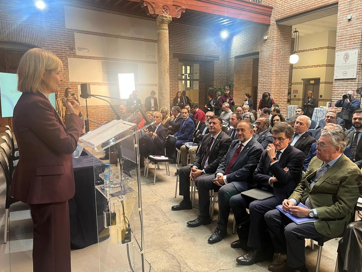 Gerardo Álvarez Courel en la jornada de la FEMP Gerardo Álvarez Courel en la jornada de la FEMP