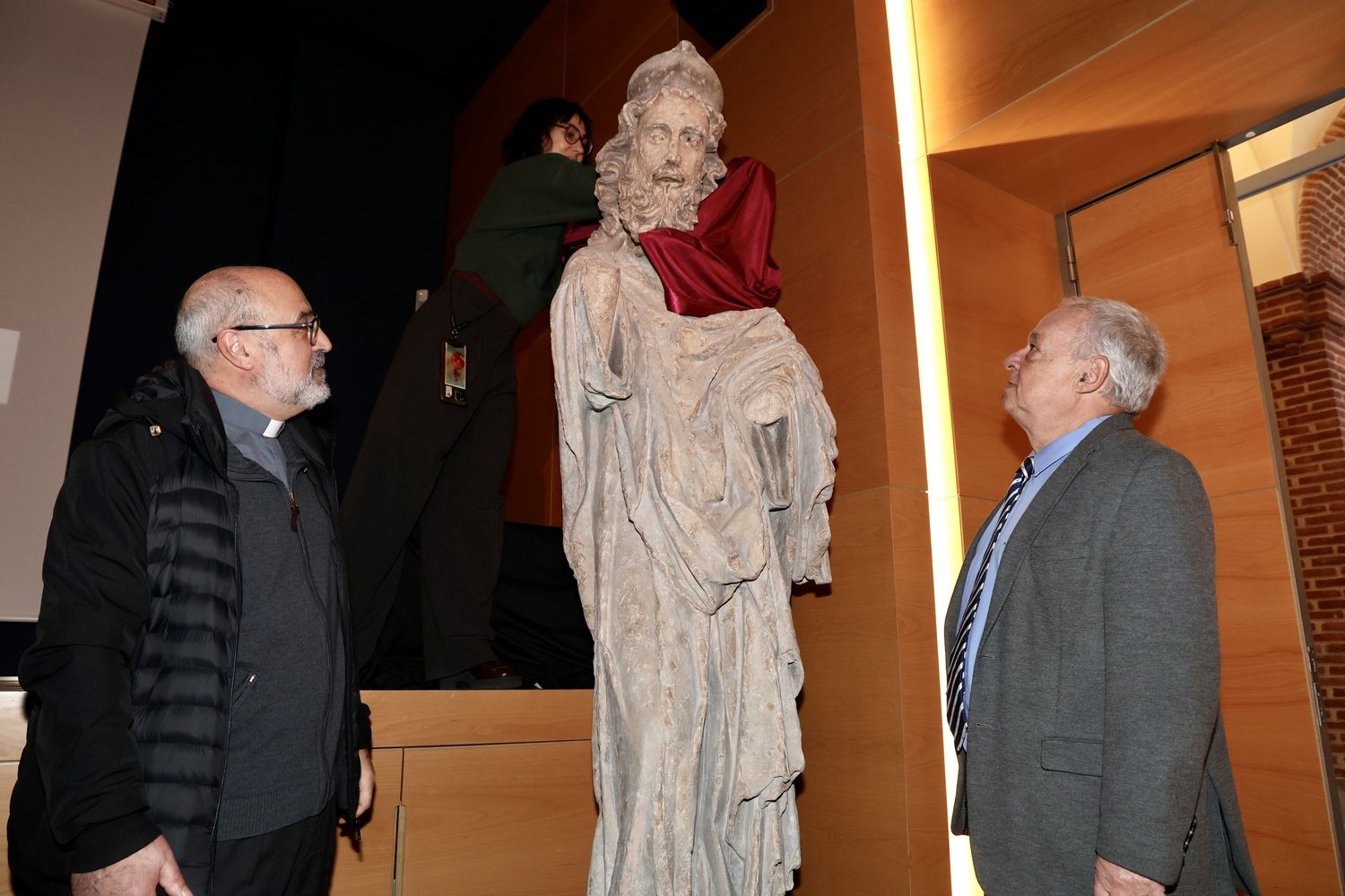 El Pórtico de Catedral de León avanza para volver a brillar: Así serán las actuaciones en la fachada de la Pulchra Leonina | Campillo / ICAL