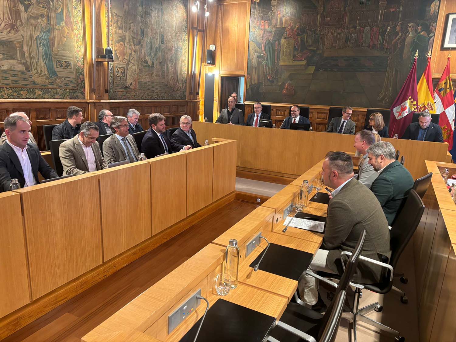 Pleno de la Diputación de León Pleno de la Diputación de León