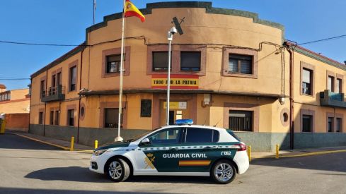 Detenido por agredir con un vaso a otro hombre en La Bañeza