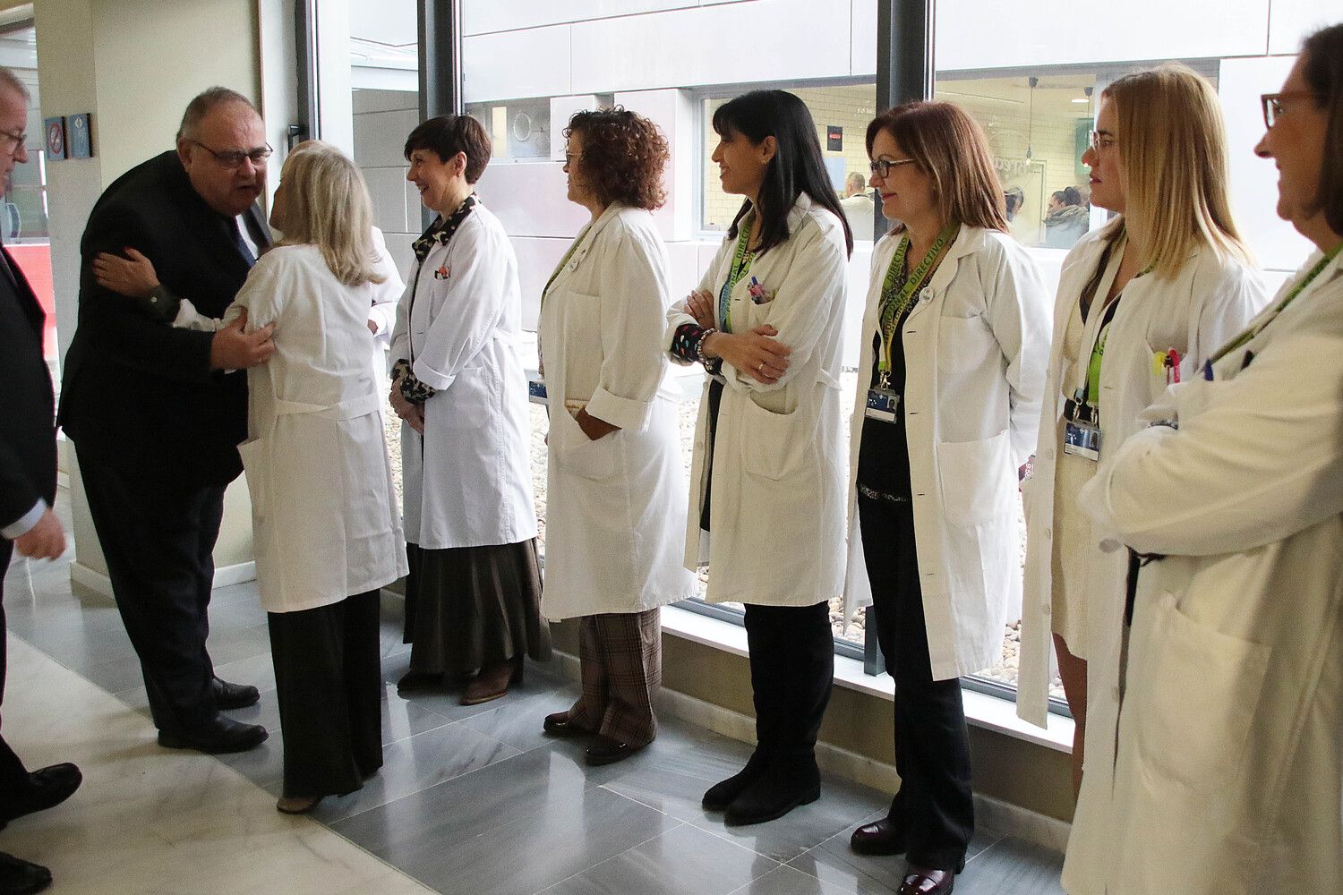 El consejero de Sanidad, Alejandro Vázquez Ramos, visita el nuevo equipamiento tecnológico del Complejo Asistencial Universitario de León | Peio García / ICAL