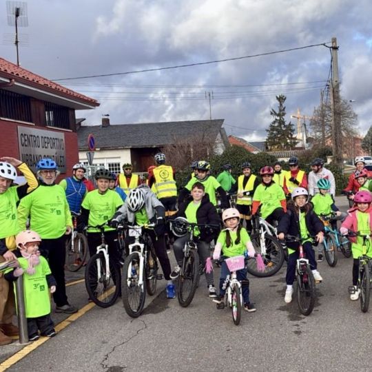 Primera marcha ciclista popular a favor de la investigación de la ELA en San Andrés del Rabanedo | ICAL Primera marcha ciclista popular a favor de la investigación de la ELA en San Andrés del Rabanedo | ICAL