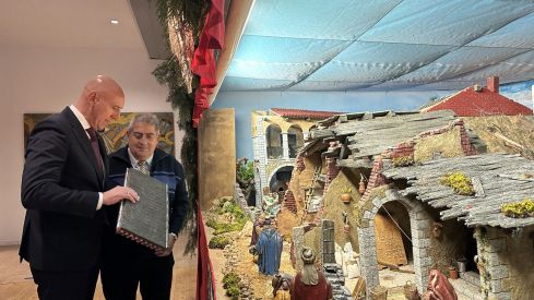 Más de 100 piezas y guiños a León: Así es el Belén de la sede consistorial de San Marcelo