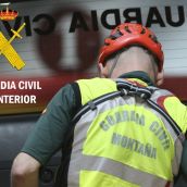 Rescatan a cinco senderistas desorientadas en una ruta entre León y Asturias Rescatan a cinco senderistas desorientadas en una ruta entre León y Asturias