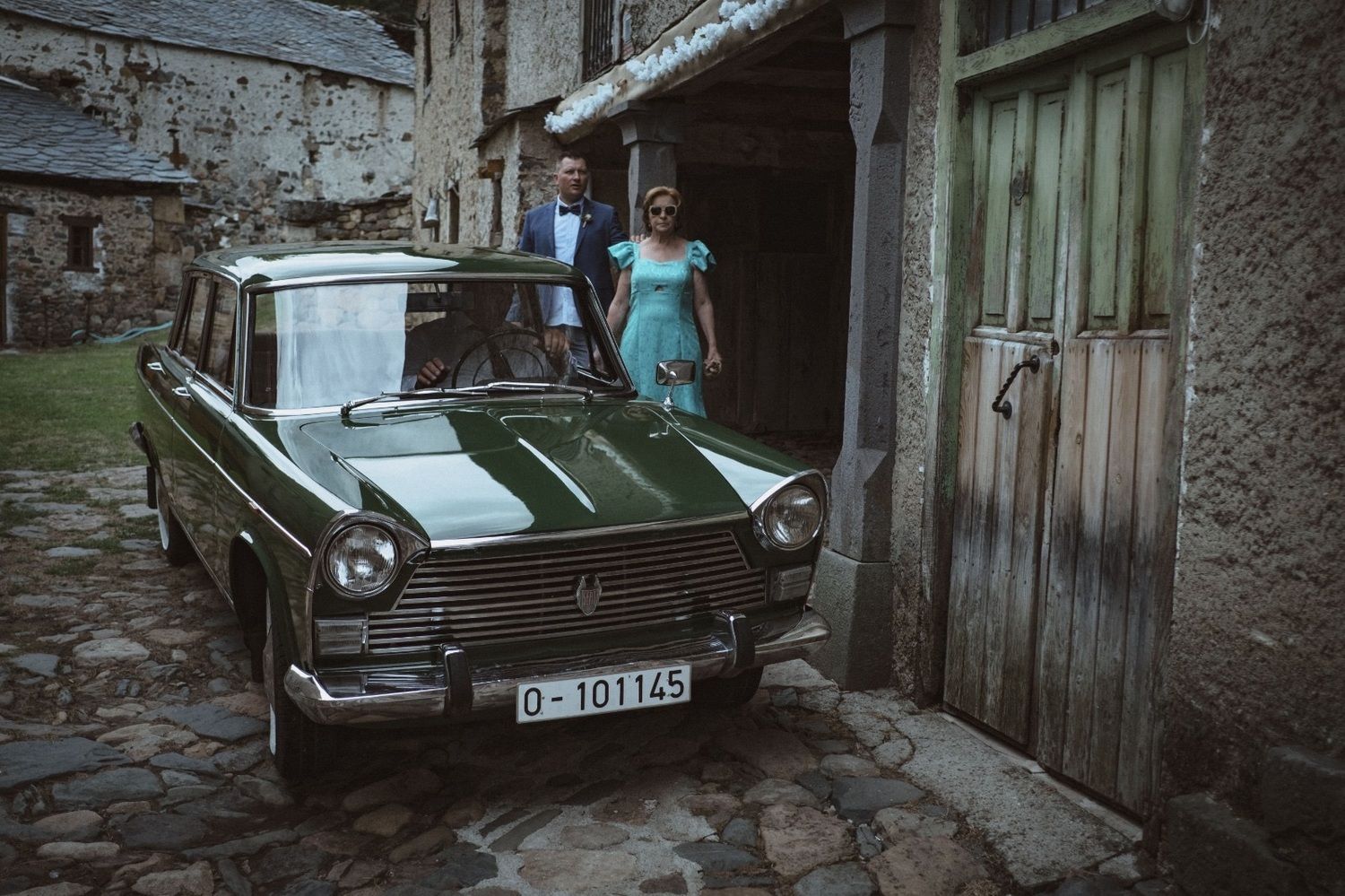 La serie fotográfica 'Laciana' gana el Premio Lux Bronce 2025 en la categoría de Reportaje Social | Arsenio Fernández La serie fotográfica 'Laciana' gana el Premio Lux Bronce 2025 en la categoría de Reportaje Social | Arsenio Fernández