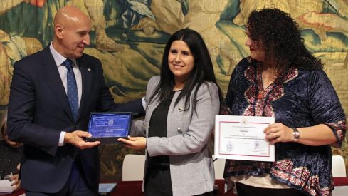 El Hospital San Juan de Dios y Belén Aren, ganadores de los Premios Labor Voluntaria en León | Peio García / ICAL