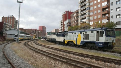 El PP de León considera que el proyecto de FEVE es "un atropello a los leoneses y su futuro" | PP de León 