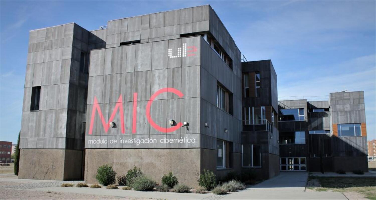 Módulo de Investigación Cibernética de la ULE Módulo de Investigación Cibernética de la ULE