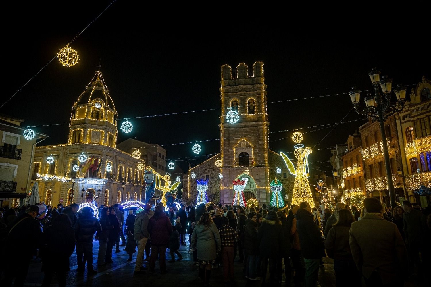 La Luz de la Navidad ya ilumina La Bañeza La Luz de la Navidad ya ilumina La Bañeza