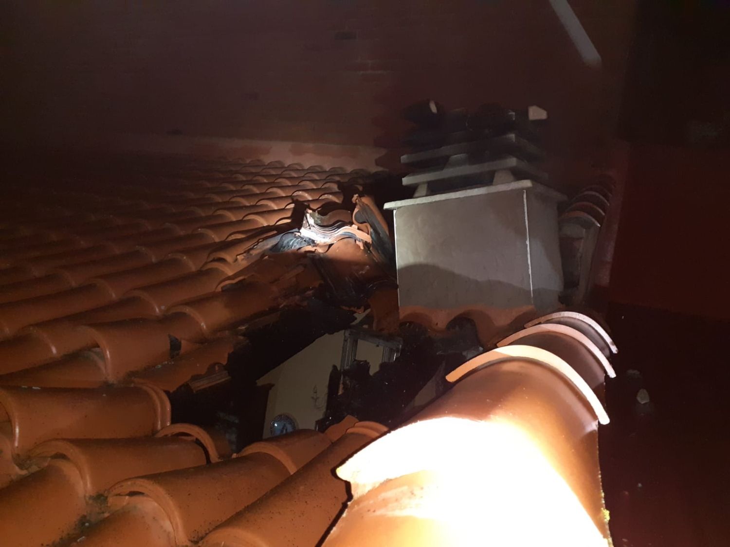 Sofocado un incendio en una vivienda de Santa María del Páramo 