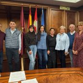 Ningún mayor solo en Navidad: El Ayuntamiento de León oferta 130 plazas del programa ‘Navidad en compañía’ 