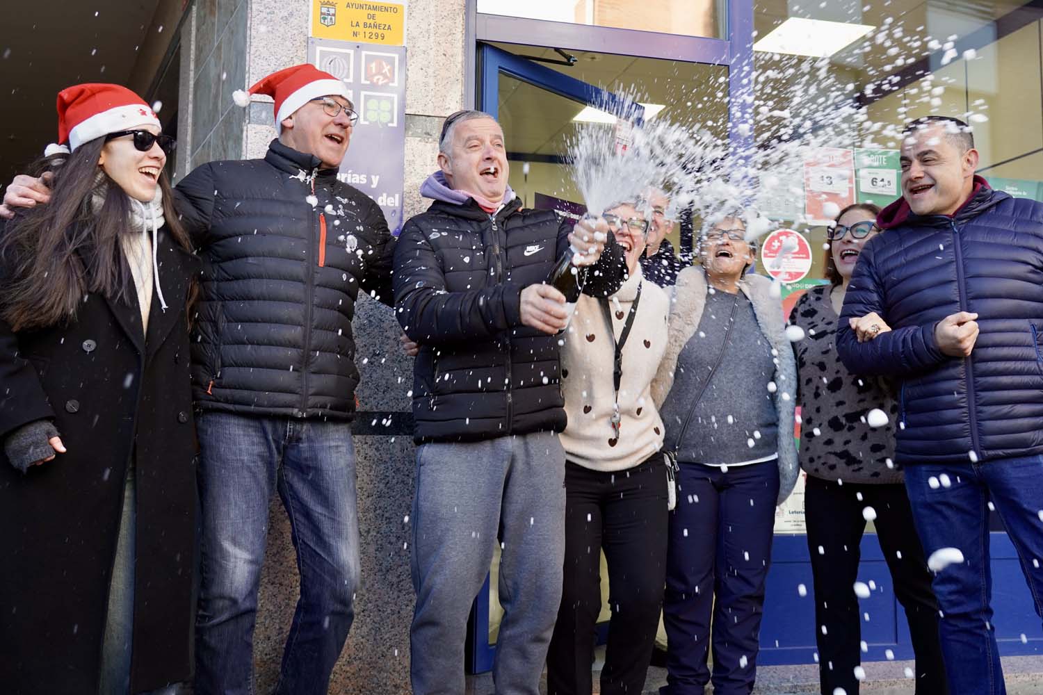 Campillo ICAL. El “Gordo” de la Lotería de Navidad reparte 468 millones de euros en La Bañeza (1)