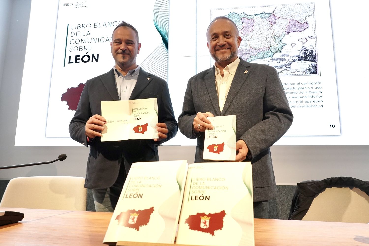 Presentación del ‘Libro blanco de la comunicación sobre León’ | Campillo / ICAL