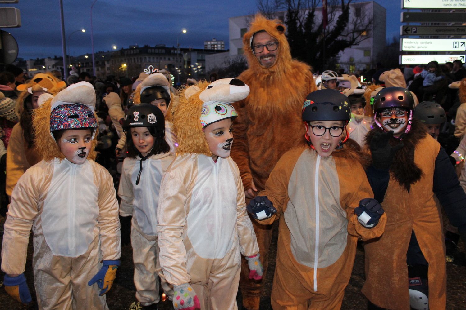 La Cabalgata de los Reyes Magos inundan León de magia | José Martín