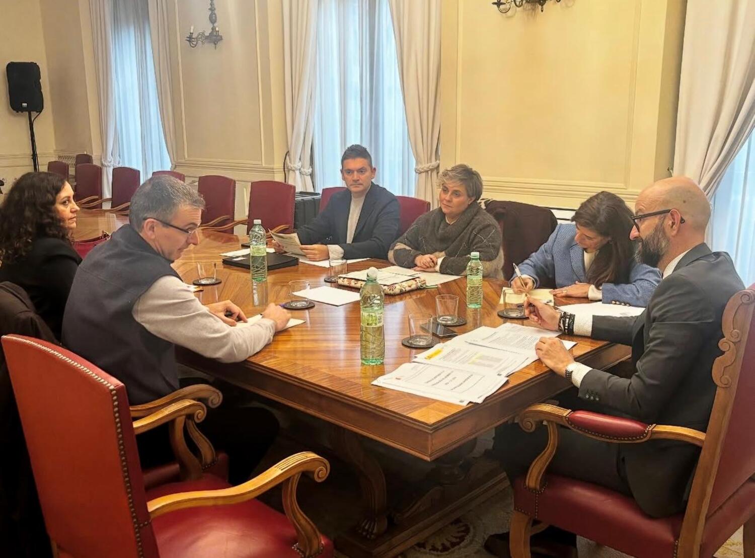 El subdelegado del Gobierno destaca el refuerzo de los servicios públicos, la gestión migratoria y la transición energética