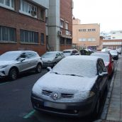 La nieve llega a León capital: La ciudad amanece cubierta por un manto blanco
