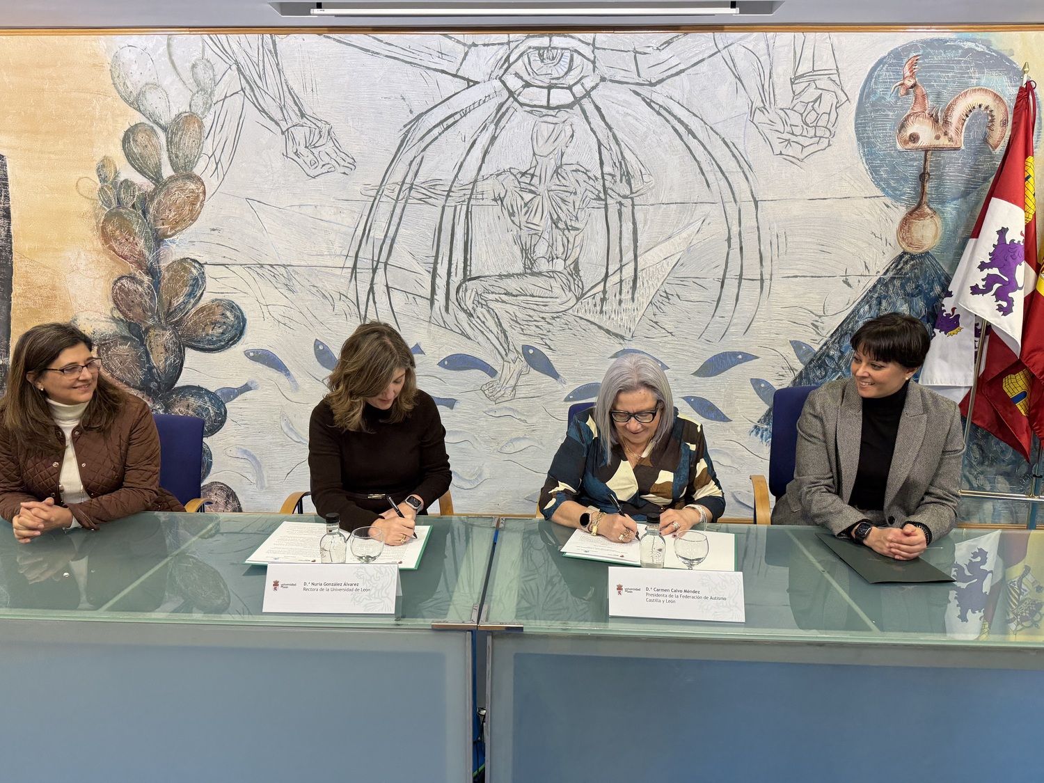 Firma del convenio entre la ULE y Autismo Castilla y León