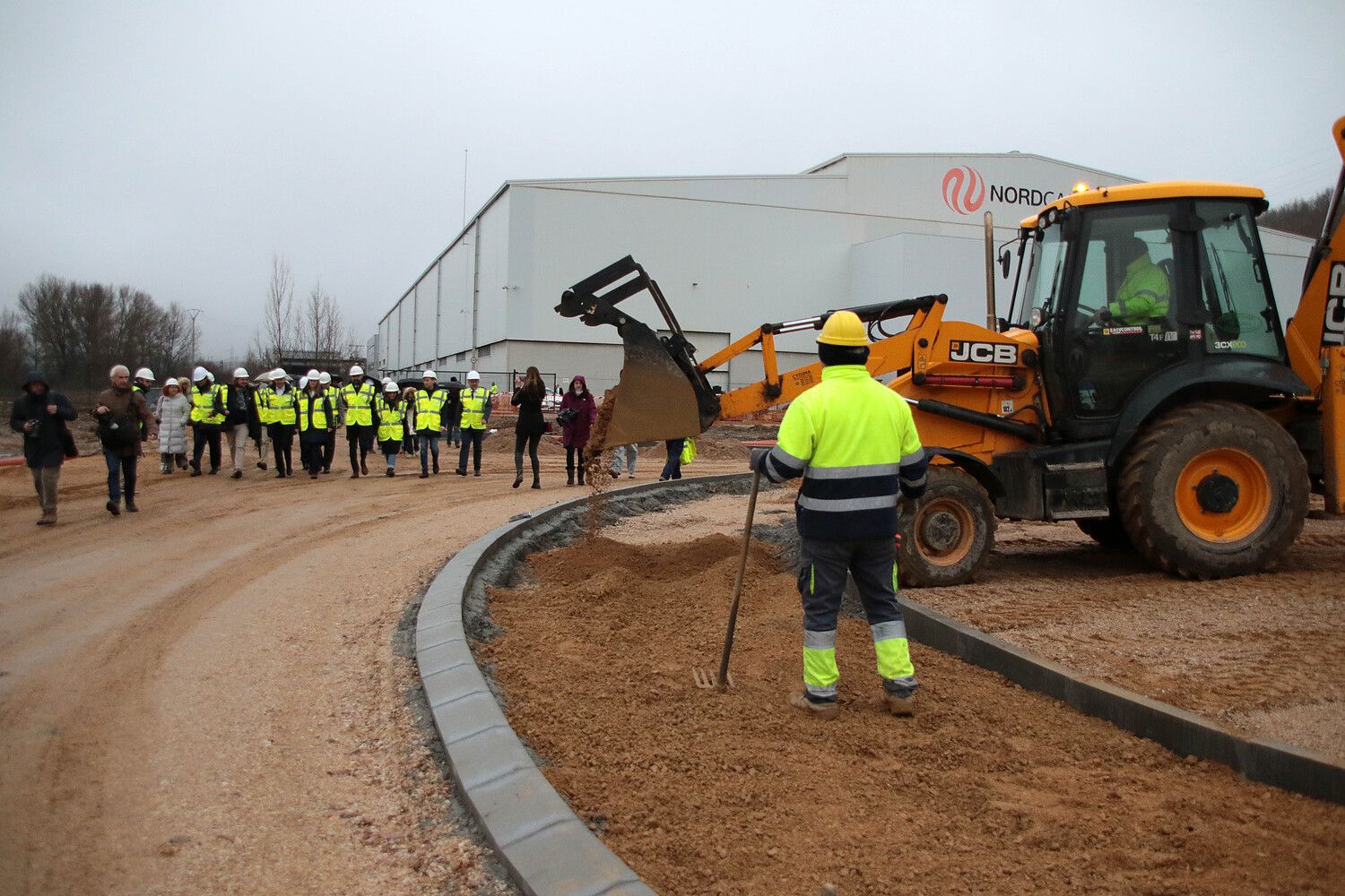 La vicepresidenta tercera del Gobierno visita proyectos de transición justa en La Robla y Pola de Gordón (León) | Peio García / ICAL