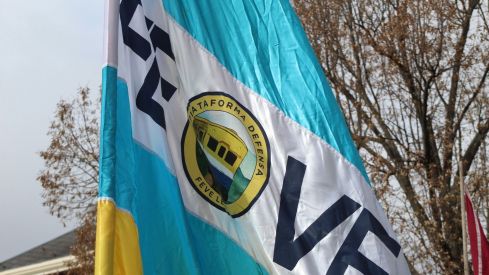 Más de 6.500 personas claman contra el enterramiento de las vías de FEVE en León | José Martín