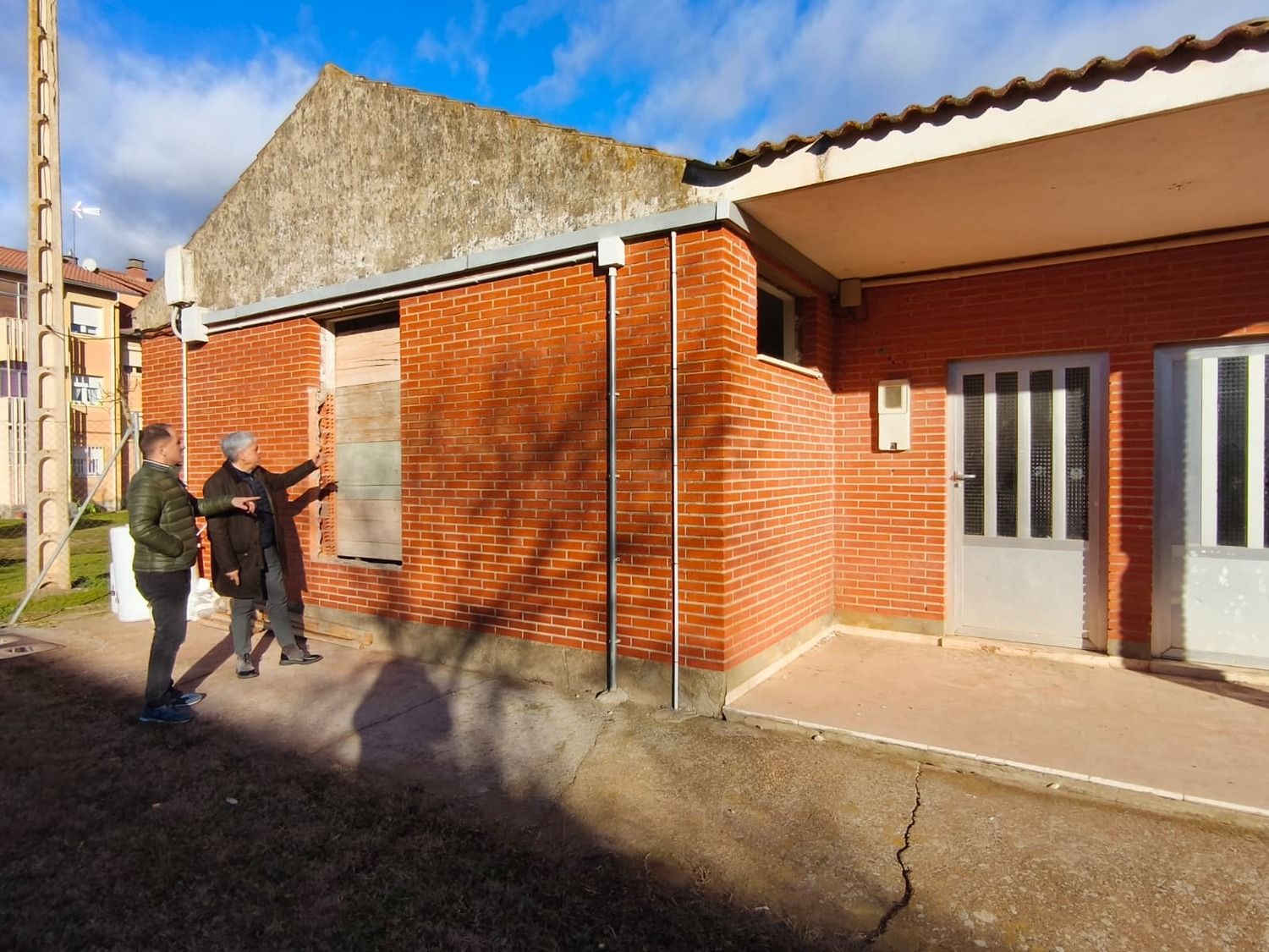 La Junta financia con 129.000 euros un Centro de Innovación Rural y un centro deportivo para mayores en Villaquejida (León)