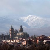 ‘Miradas en movimiento’: Convocada la  11ª edición del Certamen de Fotografía Urbana Leonesa | Peio García / ICAL