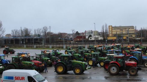 Tractorada en León convocada por la plataforma Decaleón | José Martín