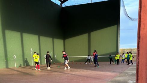 Almanza vive un momento "histórico": El número de niños y jóvenes se multiplica en seis años