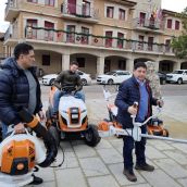 Valencia de Don Juan renueva la maquinaria de jardines y mejora la climatización municipal