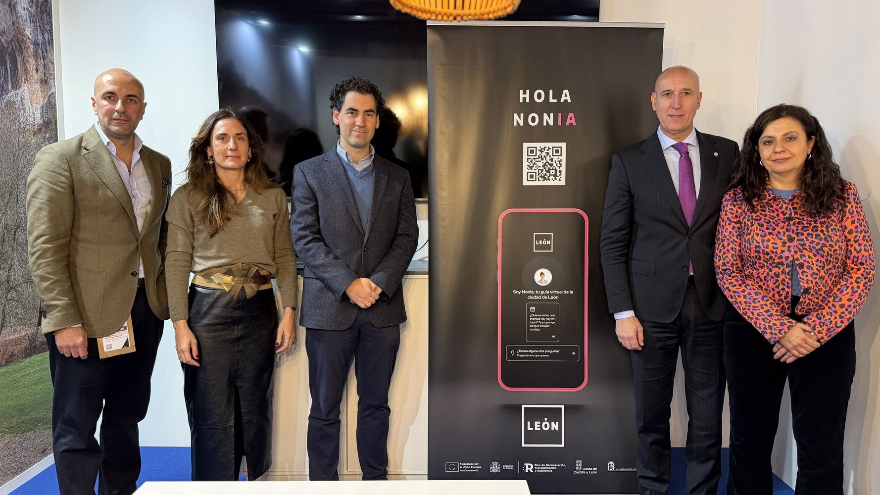 Una asistente virtual para mejorar la experiencia turística en León: El Ayuntamiento persenta a 'NonIA' en Fitur